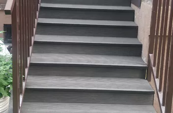 Ступени из ДПК